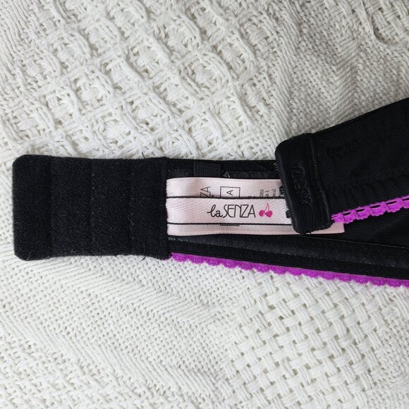 La Senza Black & Purple Lace Underwire Strapless Bra - Picture 8 of 10